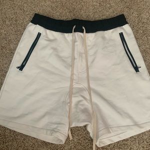 FOG shorts deadstock